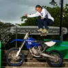Cizmă neagră, albastră și vișinie pentru bărbați Cizmă neagră, albastră și vișinie pentru bărbați